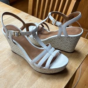 Clarks White Detail Wedges
